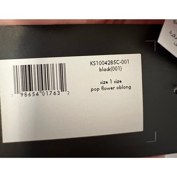 Kate Spade New York Pop Flower Oblong Scarf NEW - Picture 5 of 5